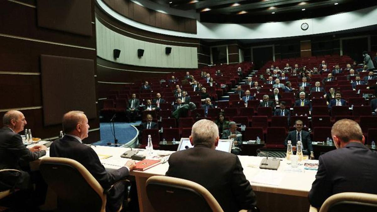 AK Parti MKYK toplantısı sona erdi!