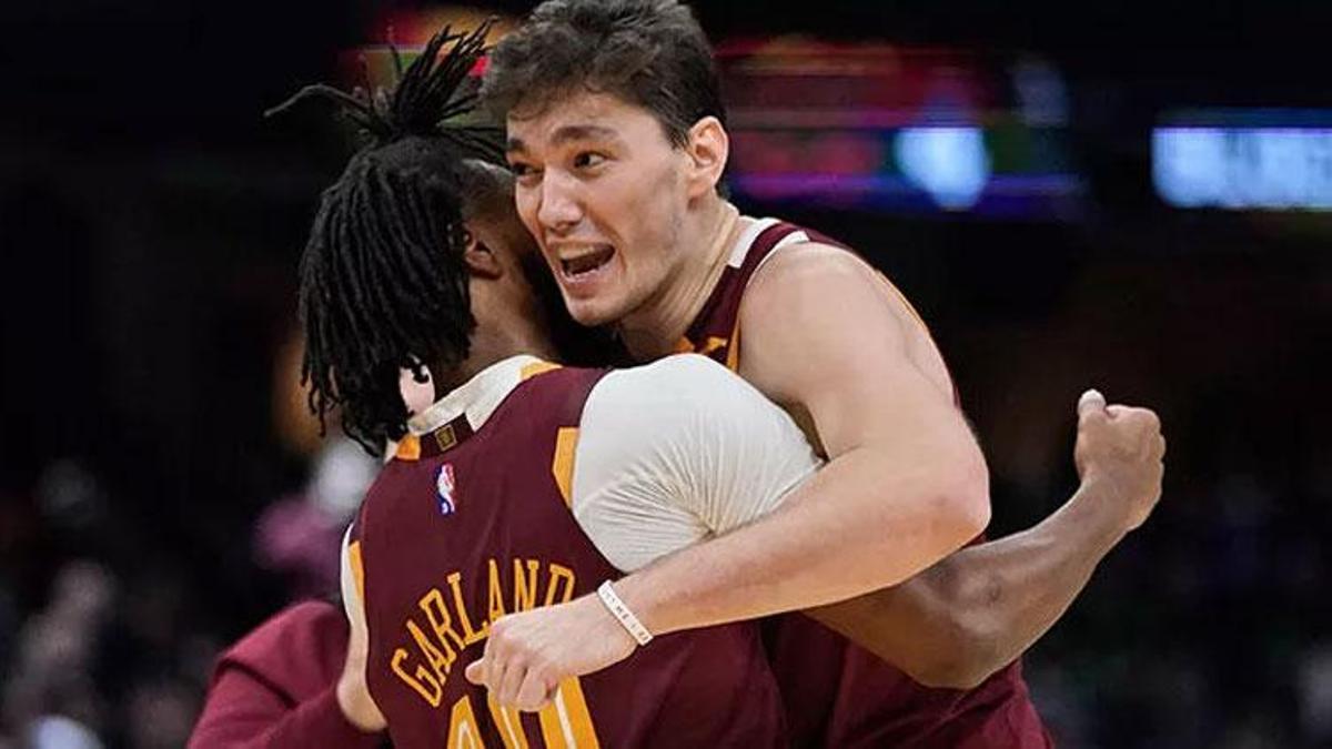 Cedi Osman şov yaptı! 26 sayı, 2 ribaunt, 5 asist