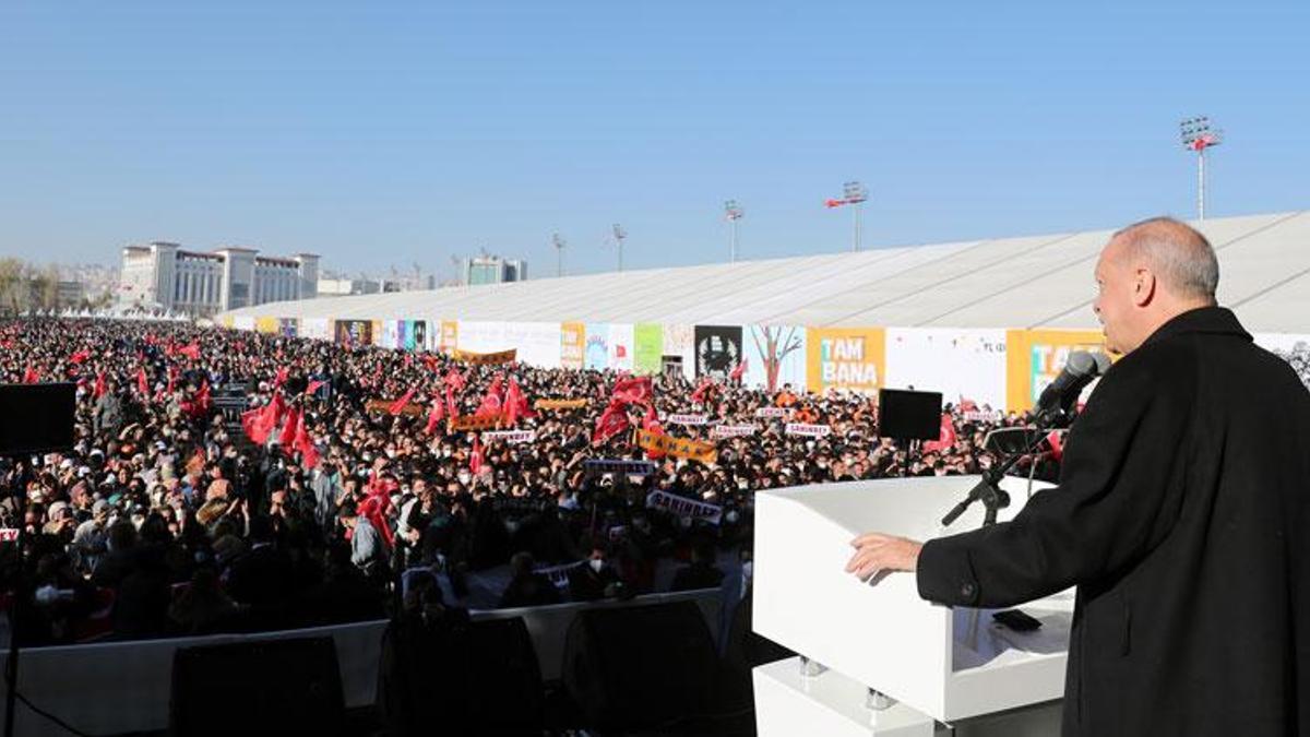 Cumhurbaşkanı Erdoğan: Önümüzdeki seçimlerin kilidi ilk defa oy kullanacak 6 milyon gencimiz