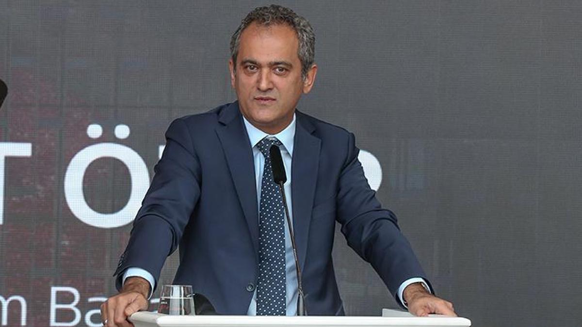 Yüz yüze eğitim ile ilgili son dakika gelişmesi! MEB harekete geçti, yeni kararı Bakan Özer duyurdu