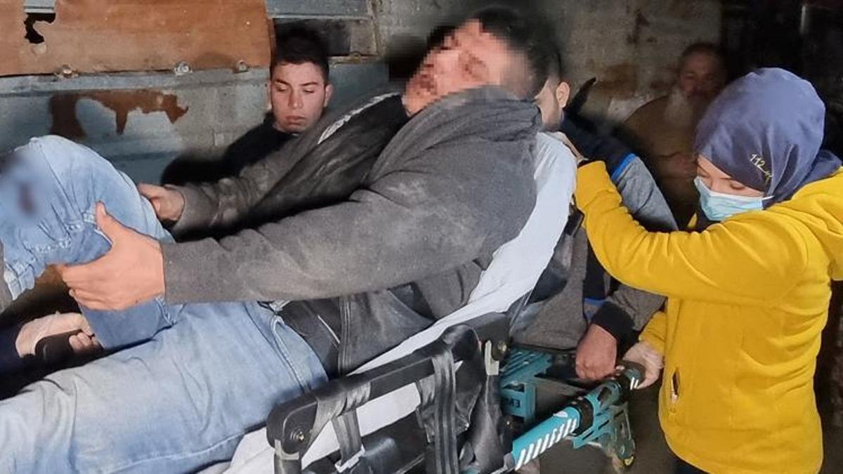 Ev sahibini gören hırsız kendini üçüncü kattan attı