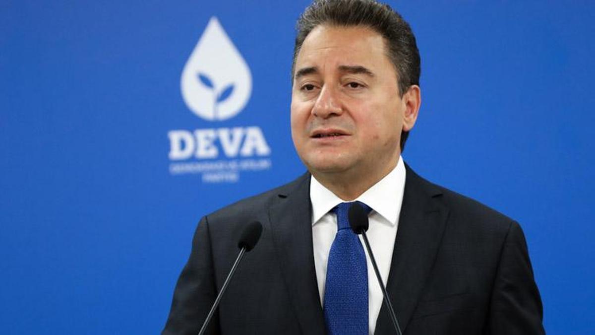 Ali Babacan'a şok! Yerden yere vurup istifa ettiler...