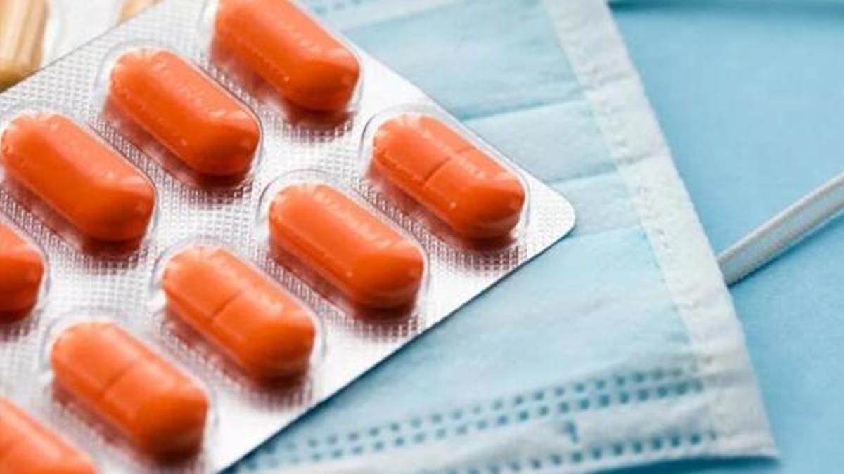 AB ilaç düzenleyicisi, Pfizer'in Kovid-19 ilacını değerlendirmeye aldı