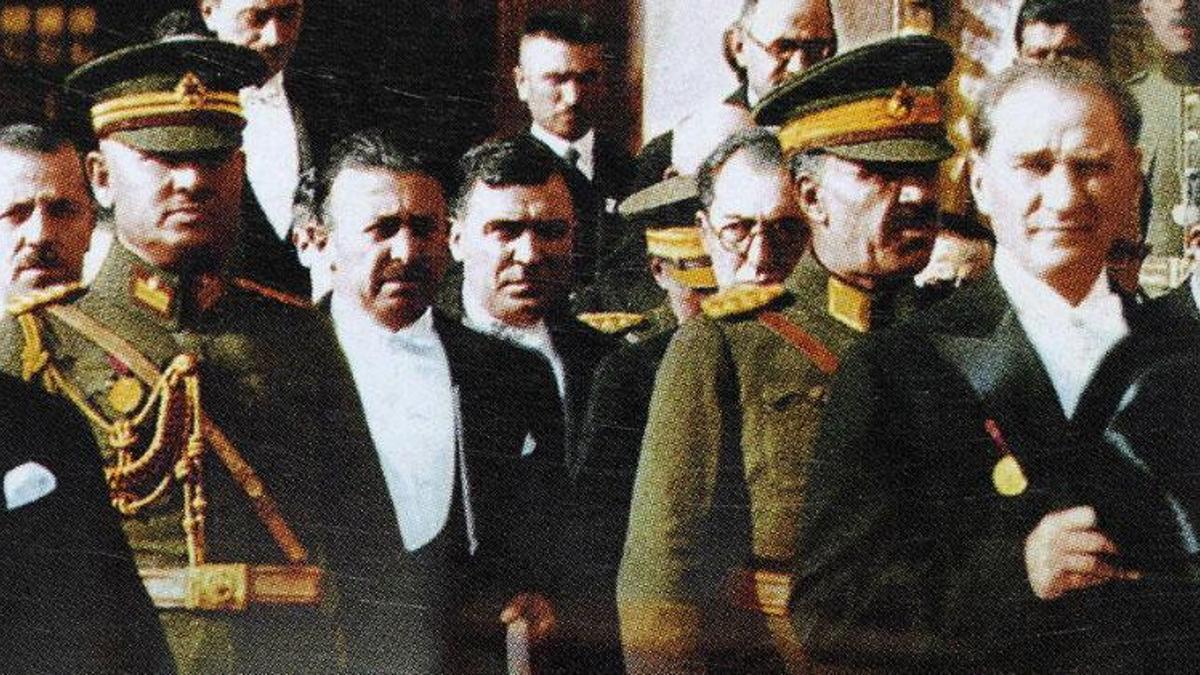 İngiliz arşivlerinden Atatürk'ün hiç yayımlanmayan röportajı çıktı! 98 yıl önce 'Yeni Türkiye' vurgusu...
