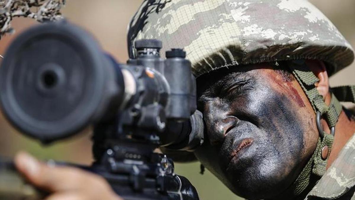 Binlerce komando PKK'ya nefes aldırmıyor! Darbe üstüne darbe