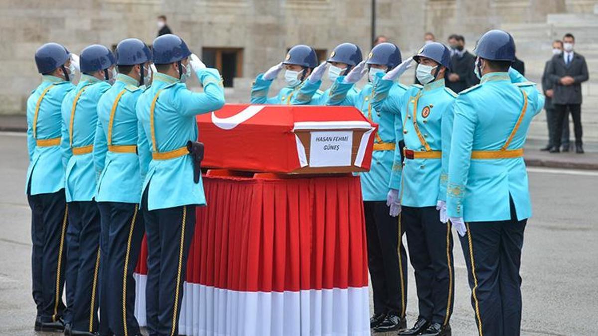 Eski İçişleri Bakanı Hasan Fehmi Güneş için TBMM'de tören