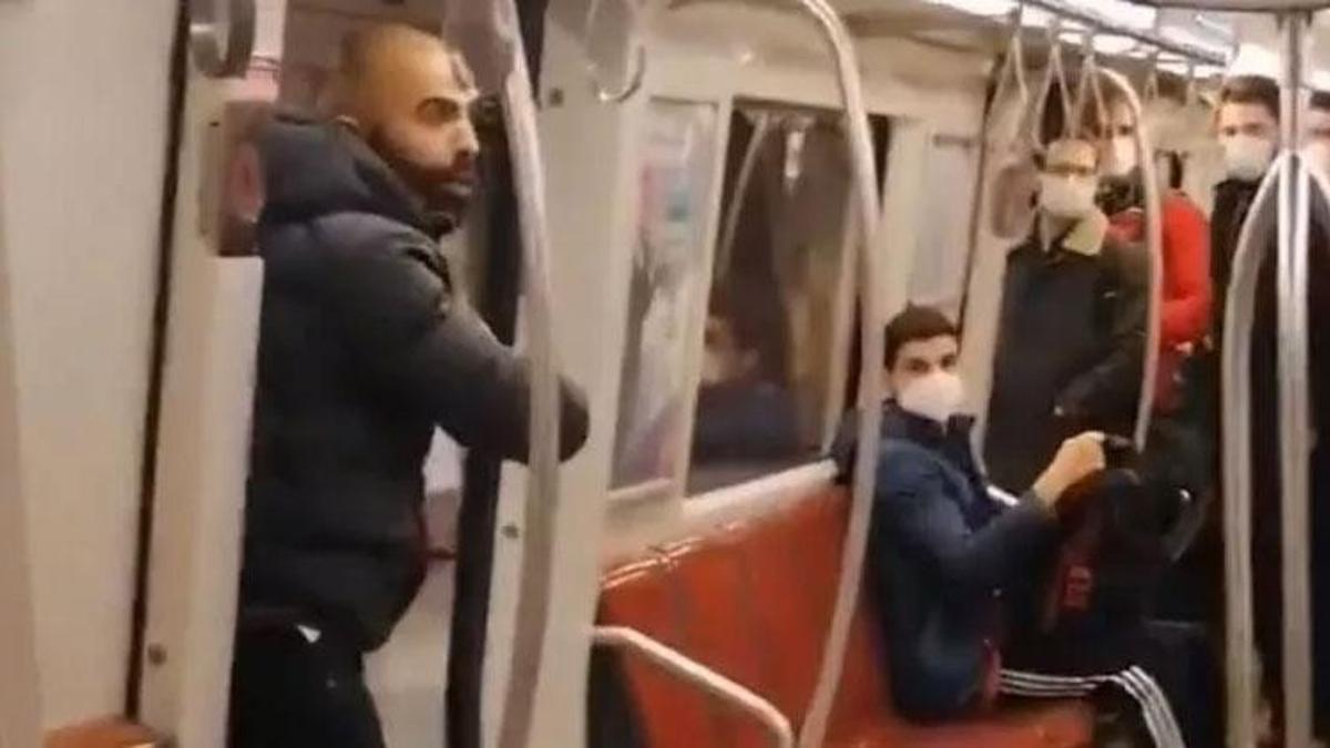 Kadıköy-Tavşantepe metrosunda dehşet dolu anlar! Etrafa küfürler savurarak önce kadının üzerine yürüdü ardından...