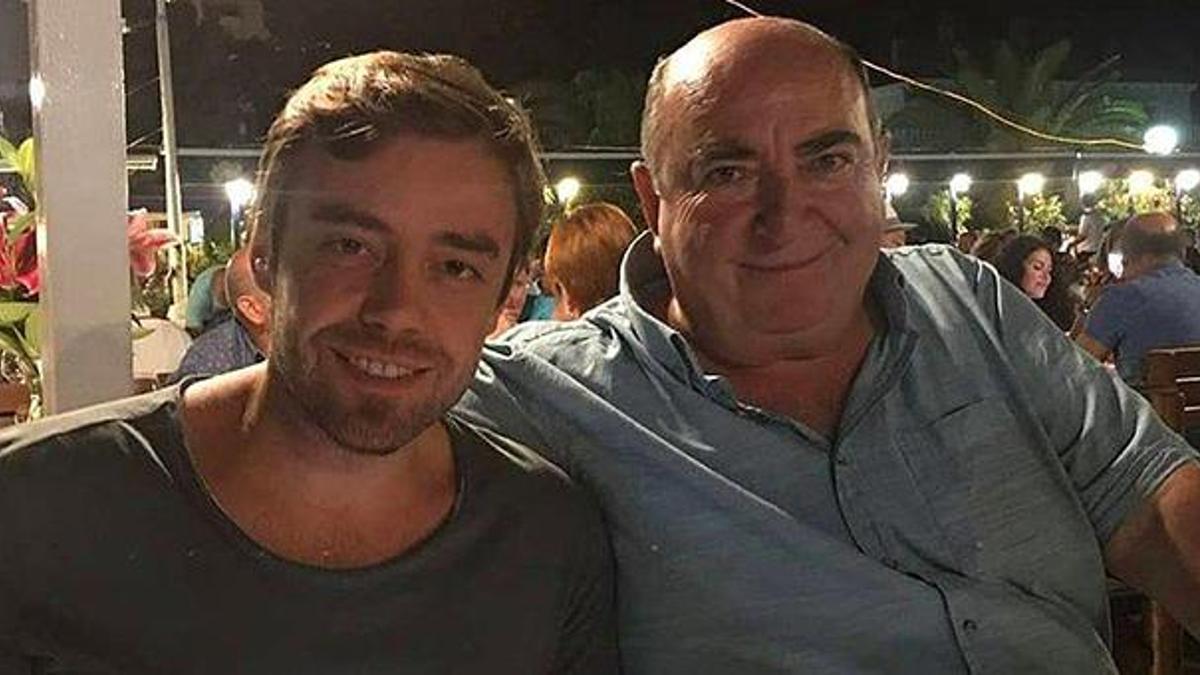 Ünlü şarkıcı Murat Dalkılıç'ın babası kalp krizi geçirdi