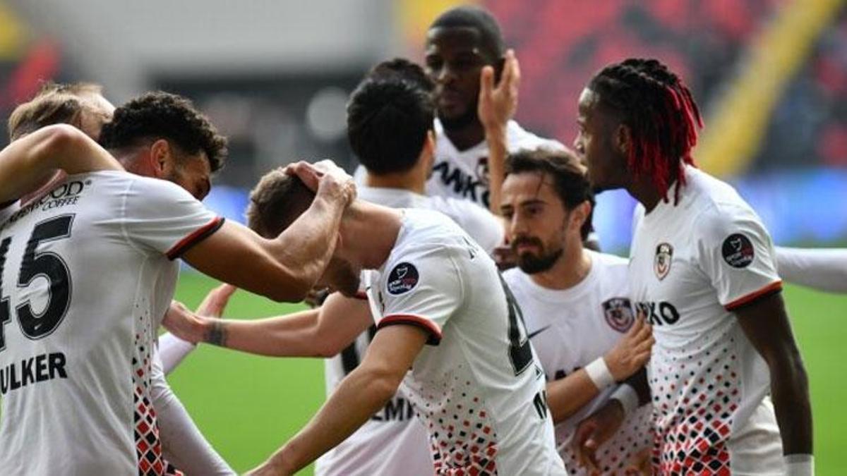 Gaziantep FK Konyaspor'un hızını kesti! Müthiş maçta 5 gol