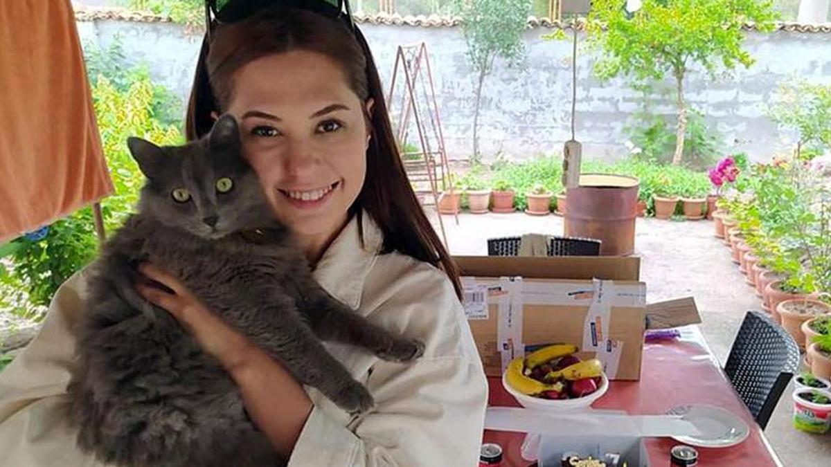 Doktor İrem'in acı ölümü! Kaçan kedisini almak isterken balkondan düştü