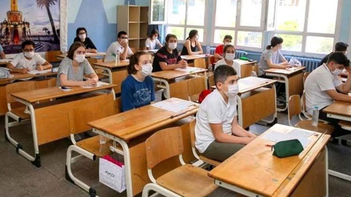 1 Aralık okullar tatil mi? Yarın fırtına nedeniyle İstanbul, Ankara, İzmir, Çanakkale, Bursa'da okullar var mı?