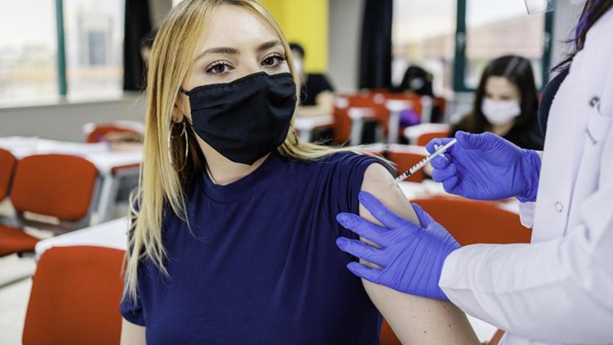 Her yıl koronavirüs aşısı olacak mıyız? Pfizer'dan açıklama geldi