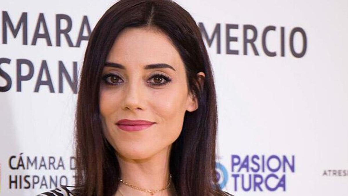Cansu Dere 'ye İspanya'dan başarı ödülü