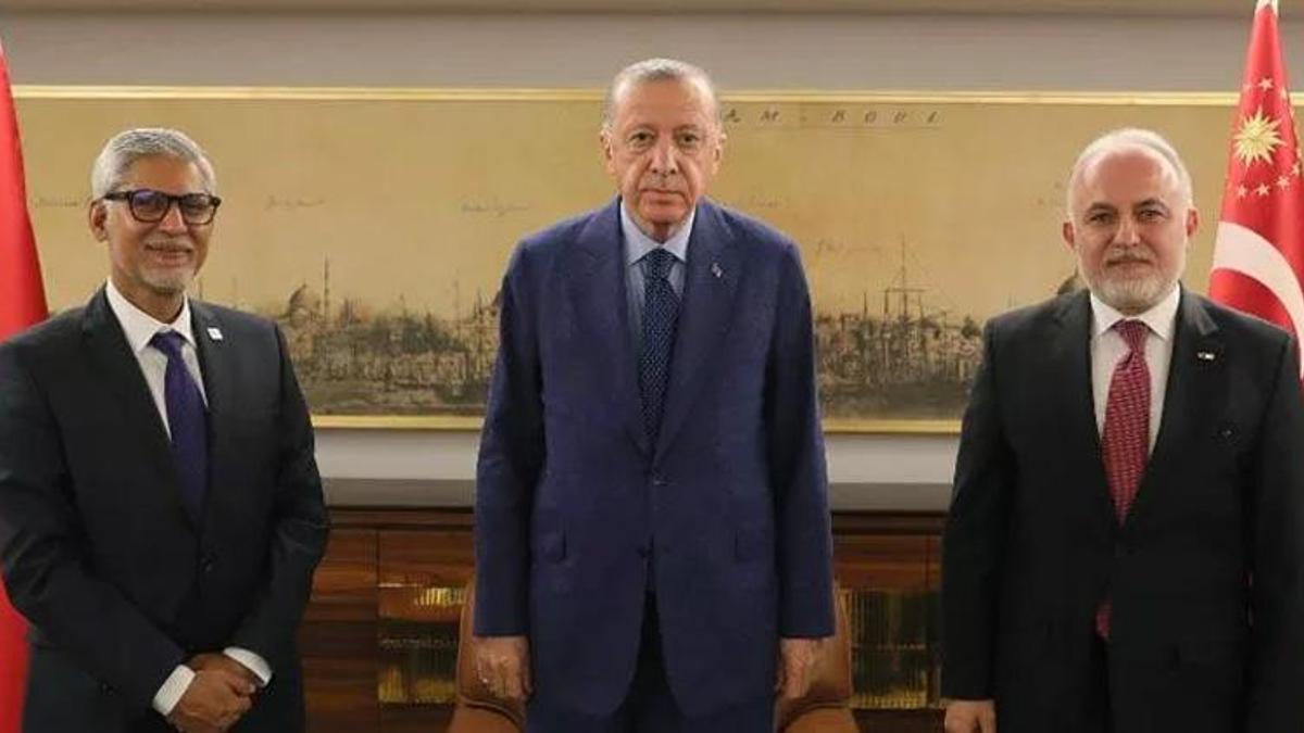 Cumhurbaşkanı Erdoğan Kızılay Başkanı Kınık ile IFRC Genel Sekreteri Chapagain'i kabul etti