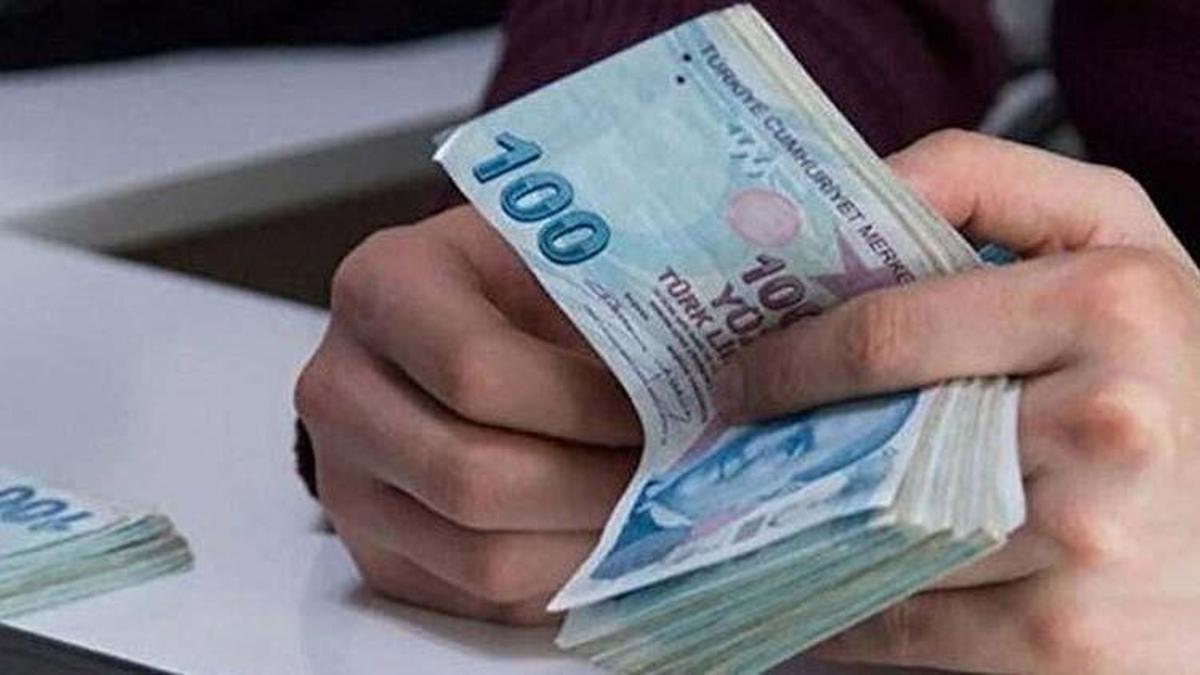 Emekli zammı ne kadar? 2022 işçi (SSK-Bağkur) emekli maaşı ne kadar olacak, en düşük emekli aylığı ne kadar olur?