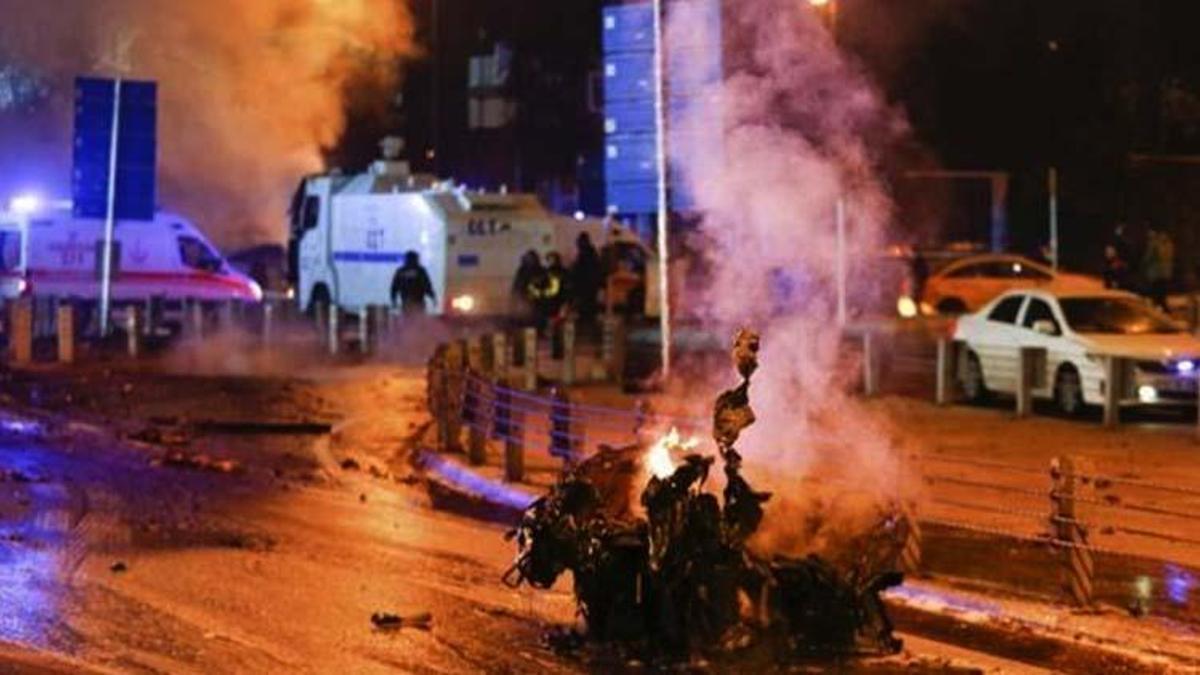 10 Aralık 2016 saldırısı! 10 Aralık 2016 Beşiktaş patlaması nasıl oldu, Beşiktaş patlamasını kim yaptı? 10 Aralık Beşiktaş patlaması şehitleri isimleri…