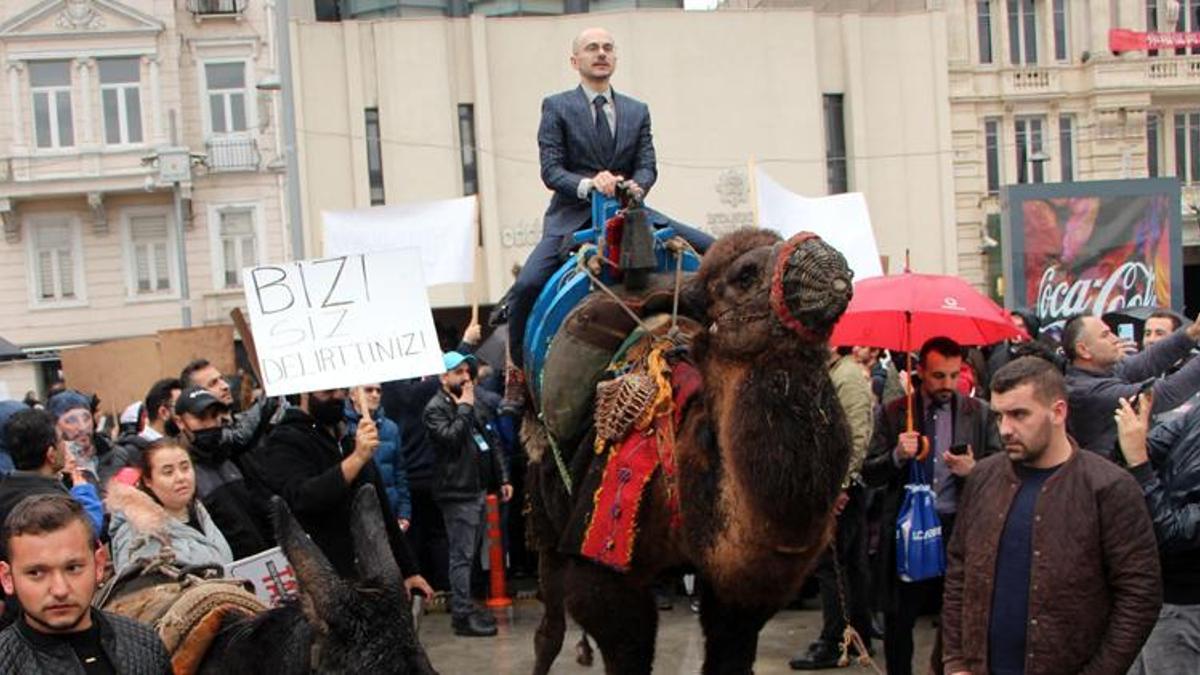 Deve ve eşek ile PCR protestosu