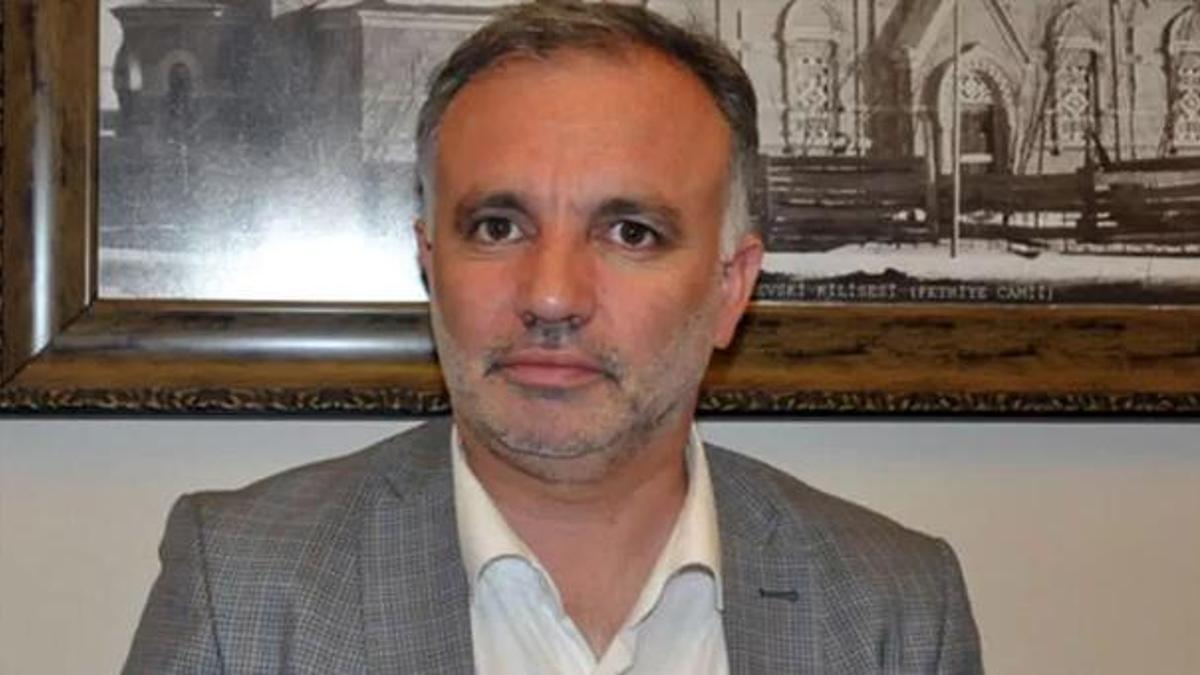 Ayhan Bilgen HDP'den istifa etti