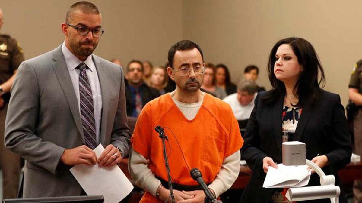 Sapık doktor Larry Nassar'a rekor ceza! 330'dan fazla kadını taciz etmişti...