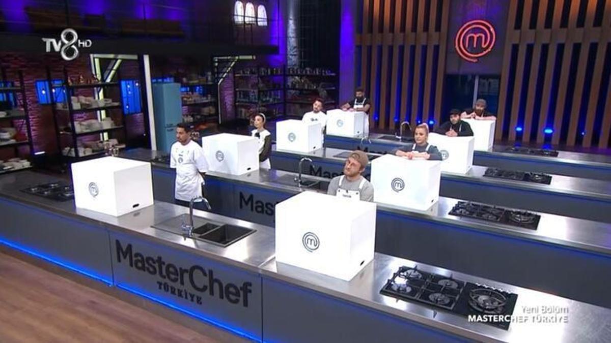 Masterchef kaptanlık oyununu kim kazandı? Masterchef mavi ve kırmızı takımlar belli oldu mu?