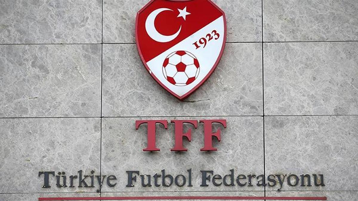 Ara transfer dönemi ne zaman? İşte 2021-2022 Futbol sezonu 2. transfer dönemi tarihleri!