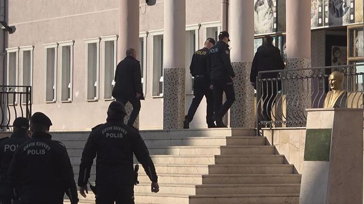İlkokulda öğrencilere ‘taciz’ iddiası! Öğretmen açığa alındı