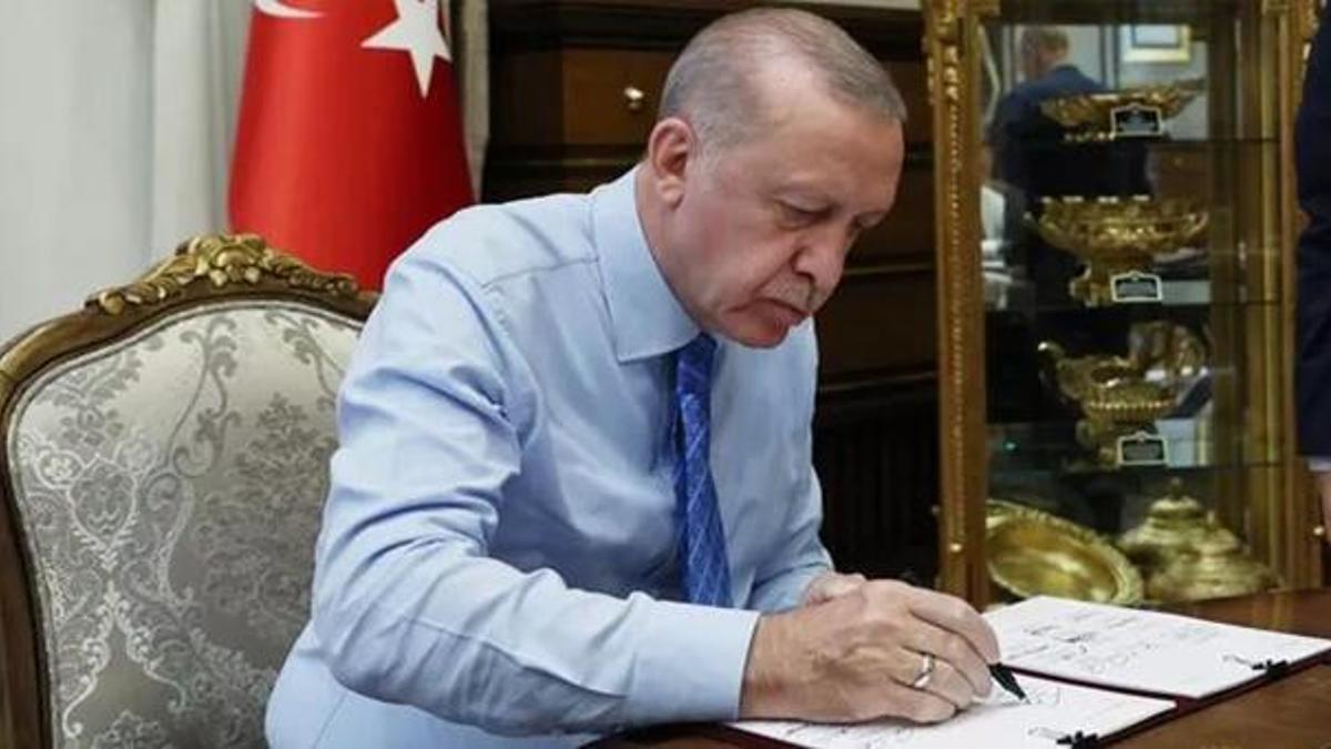 Cumhurbaşkanı Erdoğan imzaladı! O isim görevden alındı