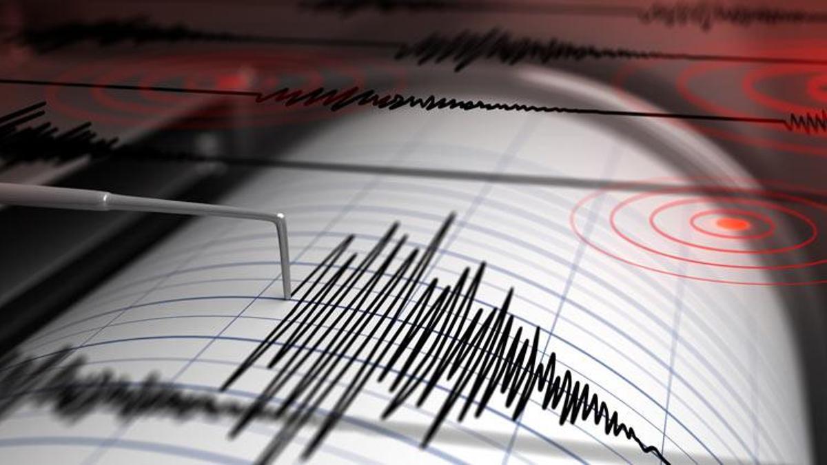 Ege'de korkutan deprem!