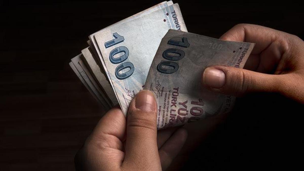 Asgari ücret zammı sonrası tüm çalışanlara 323 lira kaktı! Paralar hesaba yatıyor
