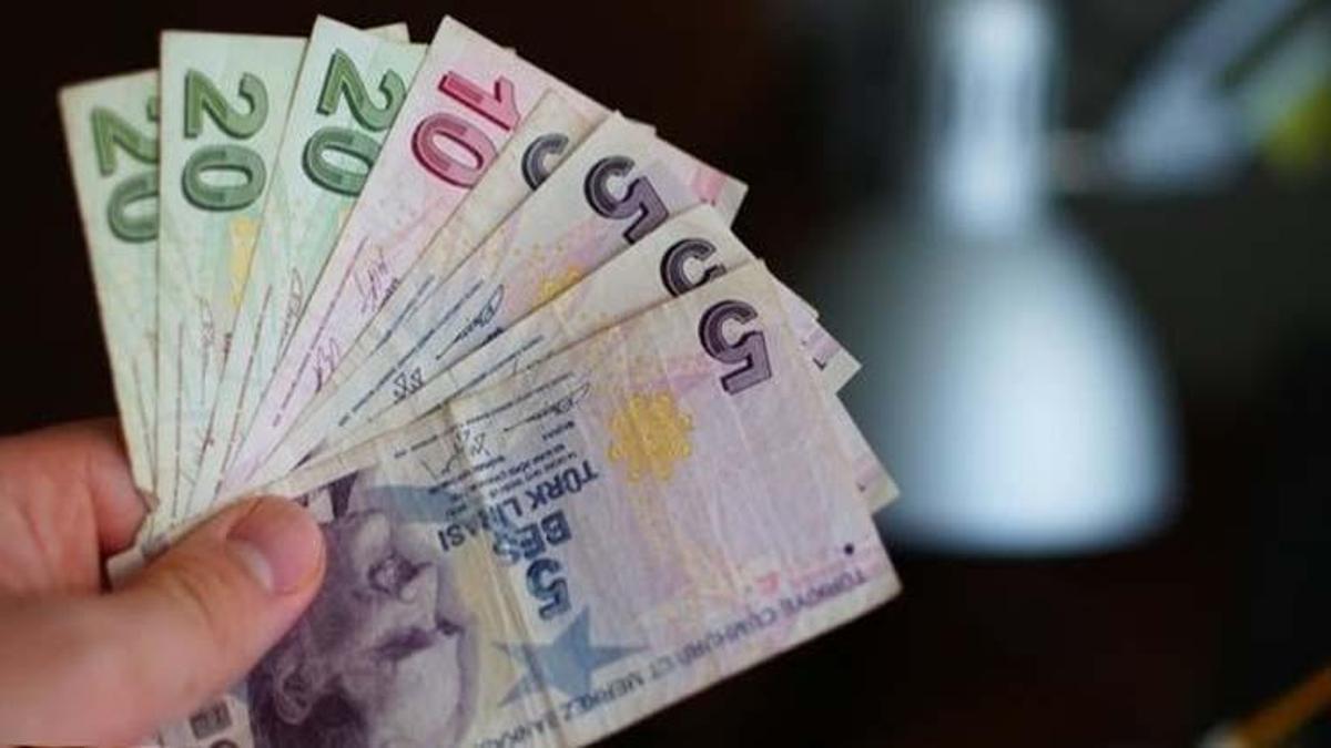 Emekli maaşı zammı belli oldu mu, ne kadar olacak 2022? Emekli zammı 2022 ne zaman açıklanacak?