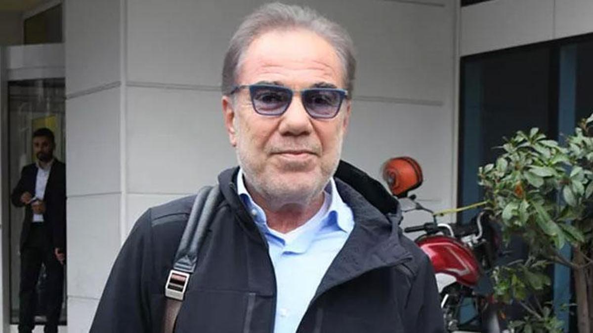 Ünlü şarkıcı Faruk Tınaz hayatını kaybetti