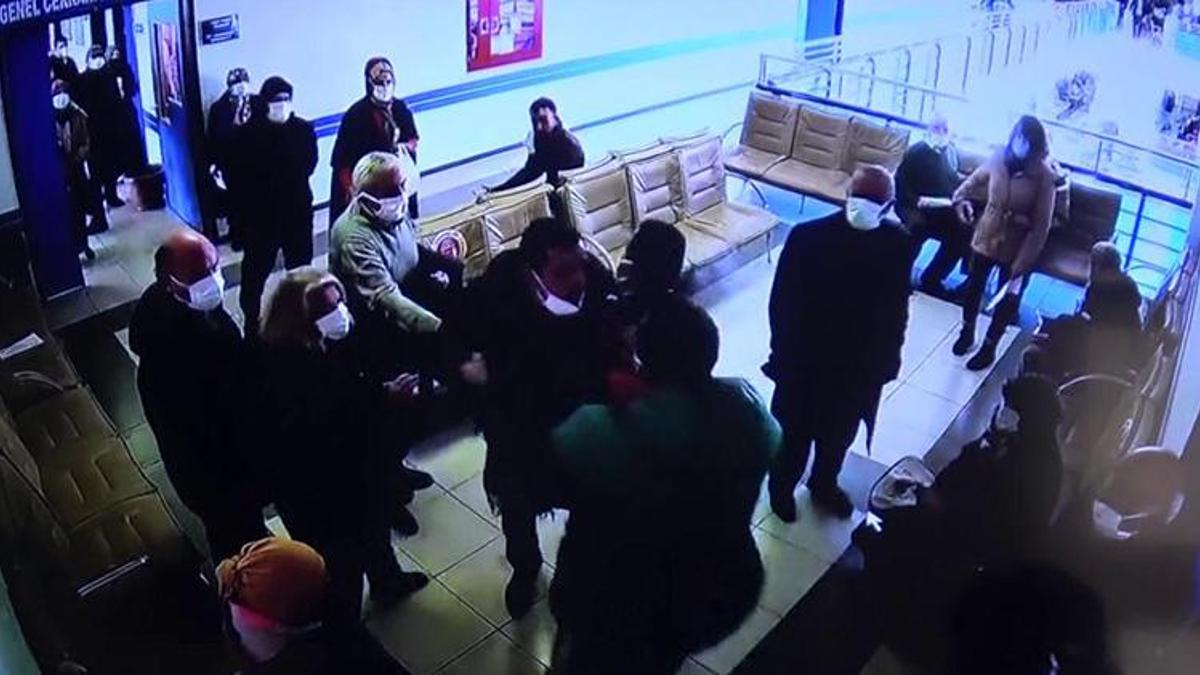 Hasta yakınının saldırısına uğrayan doktorun burnu kırıldı!