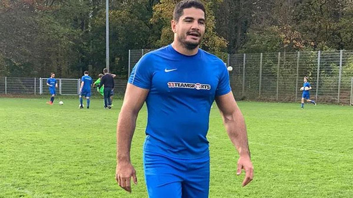 Olimpiyat Şampiyonu Güreşçi Taha Akgül futbolcu oldu