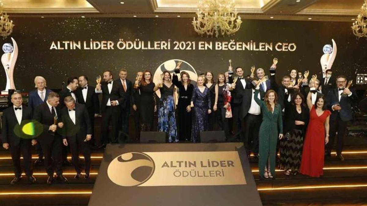 Demirören TV Grup Başkanı Murat Yancı’ya en iyi CEO ödülü…
