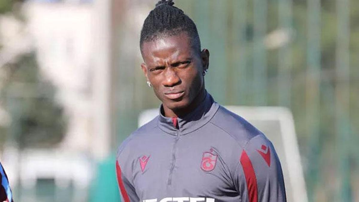 Trabzonspor'da iki yıldızın sözleşmesi askıya alınıyor