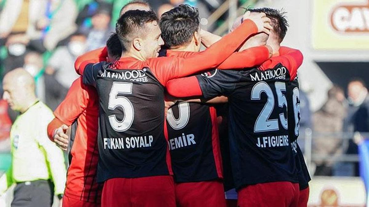 Gaziantep FK deplasmanda bir ilki başardı!