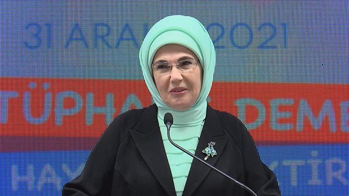 Emine Erdoğan: Sosyal medyanın en güçlü panzehri, faydalı kitaplardır