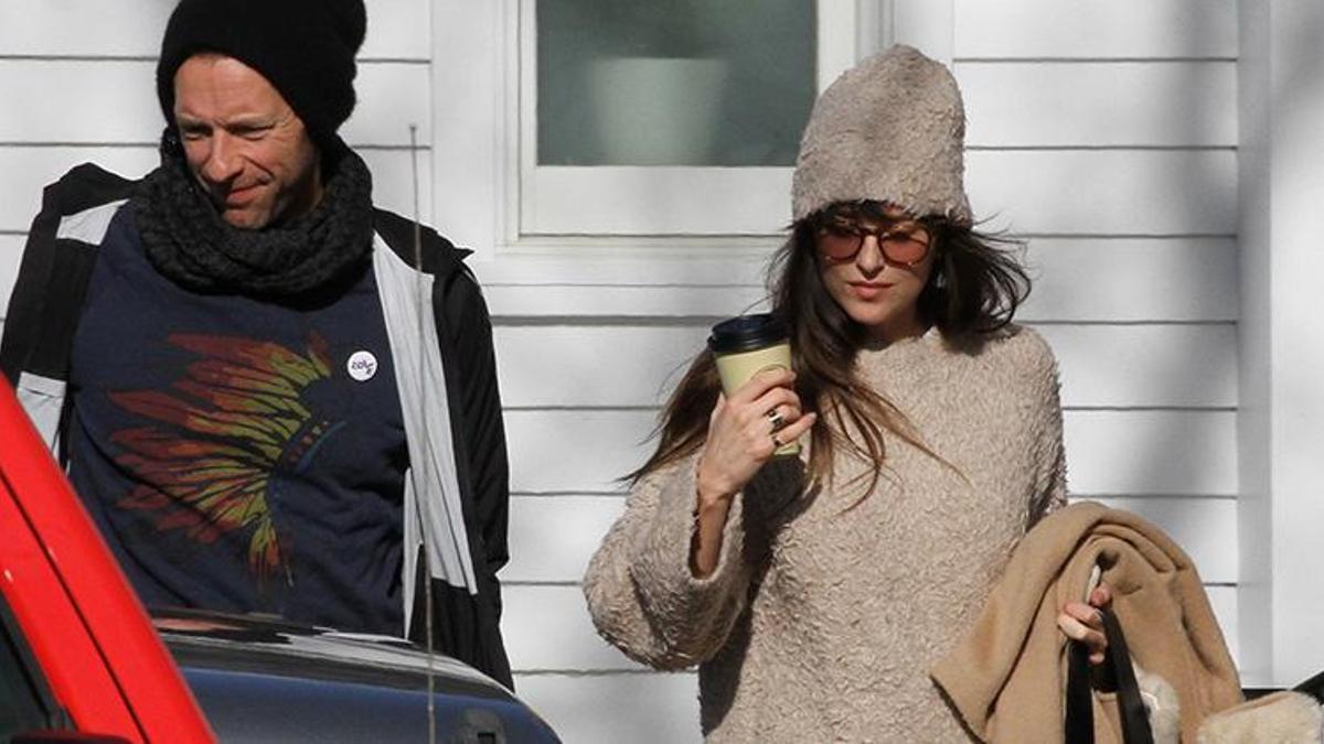 Dakota Johnson: İlişkimizi evde yaşamayı tercih ediyoruz