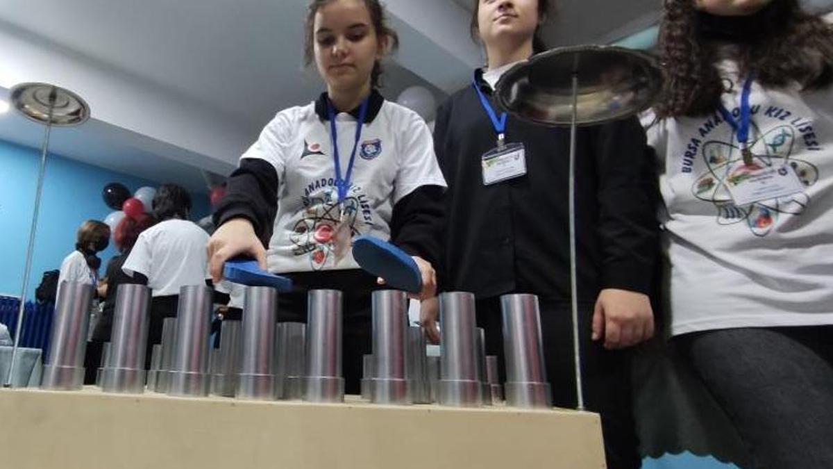 Atık PVC borulardan müzik aleti yaptılar