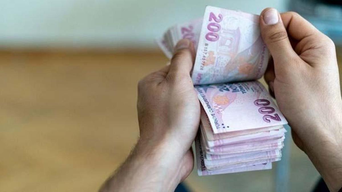 Yüzde 30 zam ne kadar? Memur ve memur emeklisi maaşları ne kadar oldu? Yüzde 30 memur maaşı hesaplama!