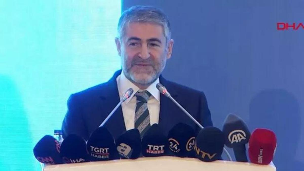 Bakan Nebati'den son dakika döviz kuru açıklaması!