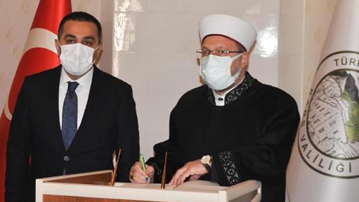Diyanet İşleri Başkanı Erbaş: Gençlerimize sahip çıkmak hepimizin en ulvi görevlerinden biri