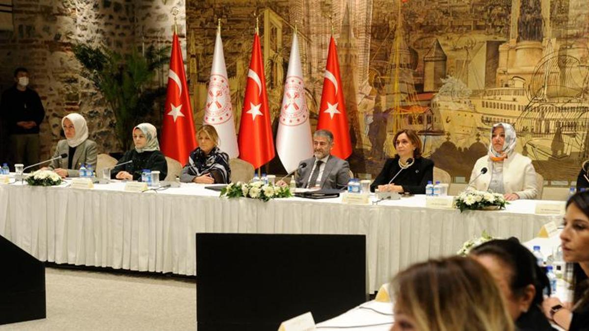 Ekonomide kritik zirve! Bakan Nebati iş kadınları ile görüştü