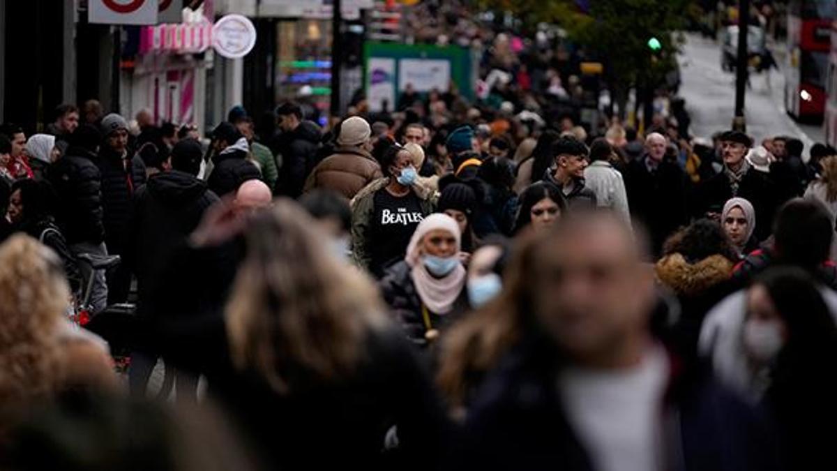 Fransa'da koronavirüs vaka sayıları alarm veriyor!