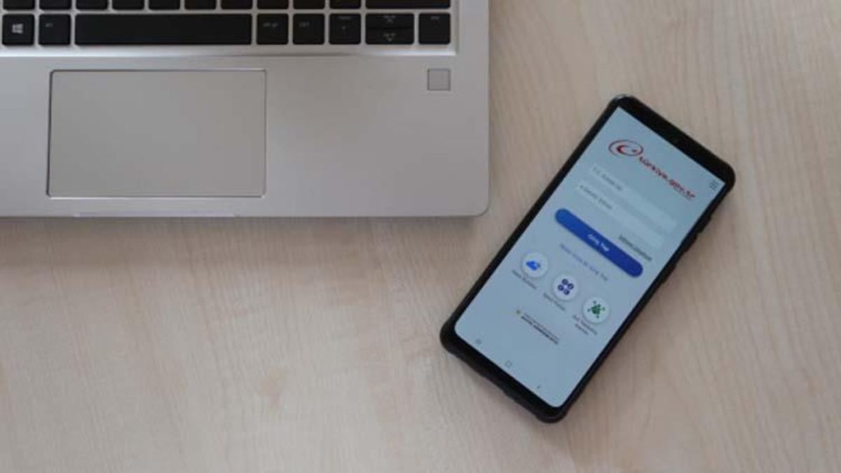 E imza nedir, nasıl alınır? Kimlik kartlarına e-imza nasıl yüklenir?