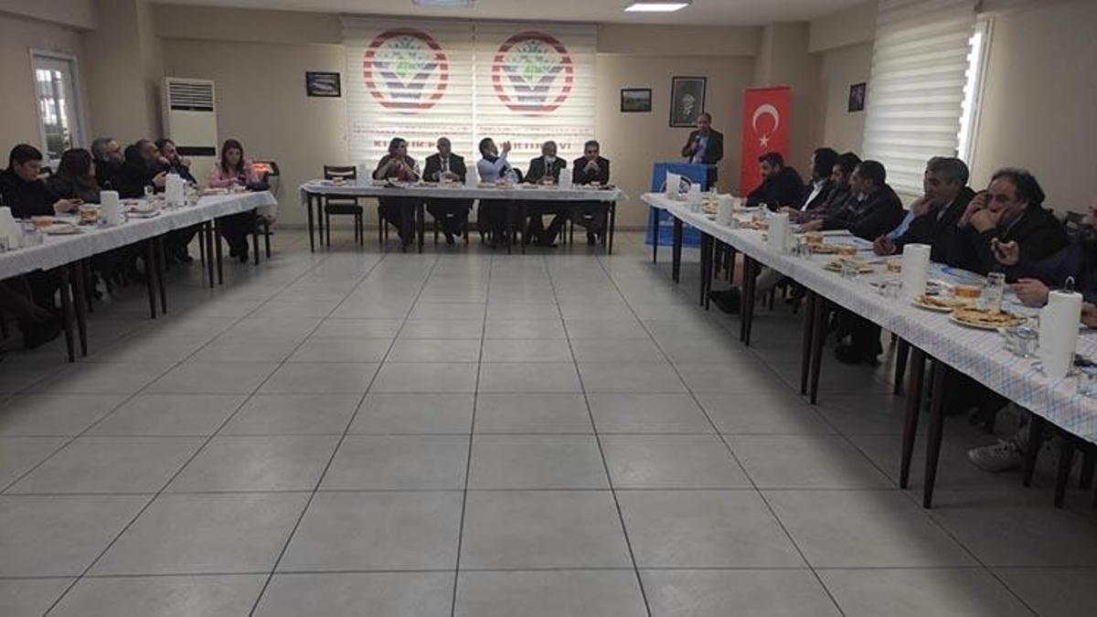 İstanbul Ardahan Kültür Evi gazetecileri ağırladı