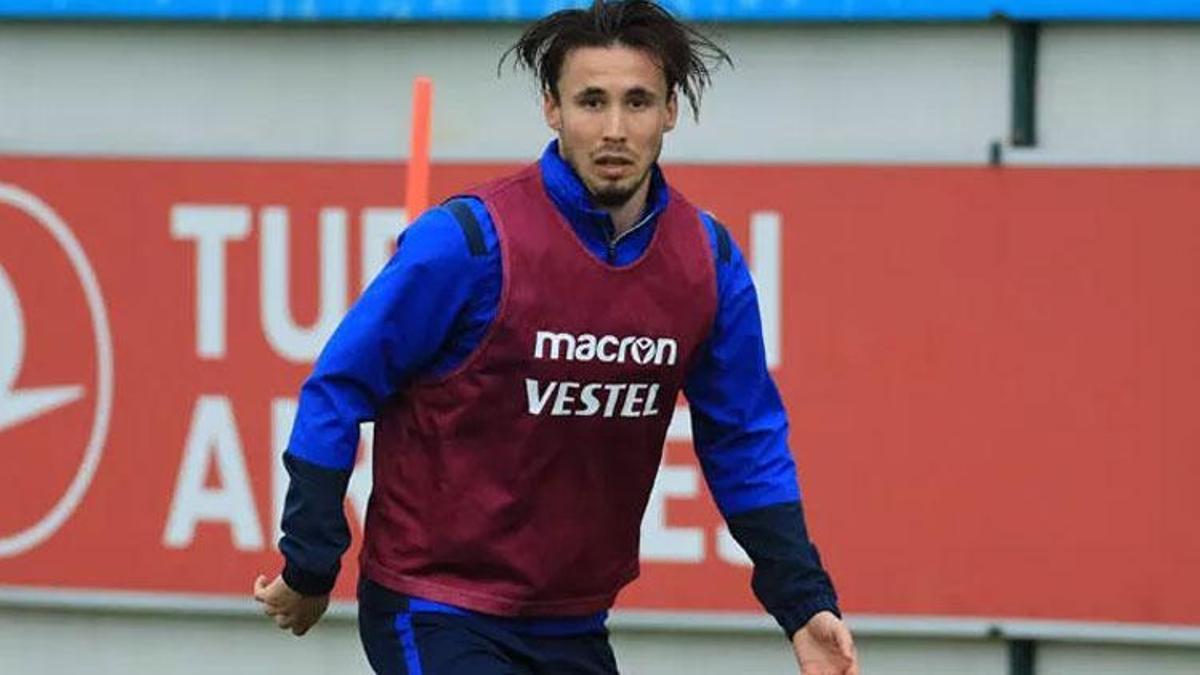 Şampiyonluğa giden Trabzonspor'da bir ayrılık daha
