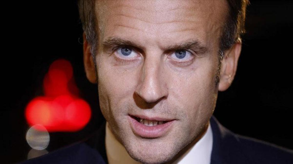 Macron hükümetinden tepki çeken karar! Fransa Müslüman kadınları hedef aldı...