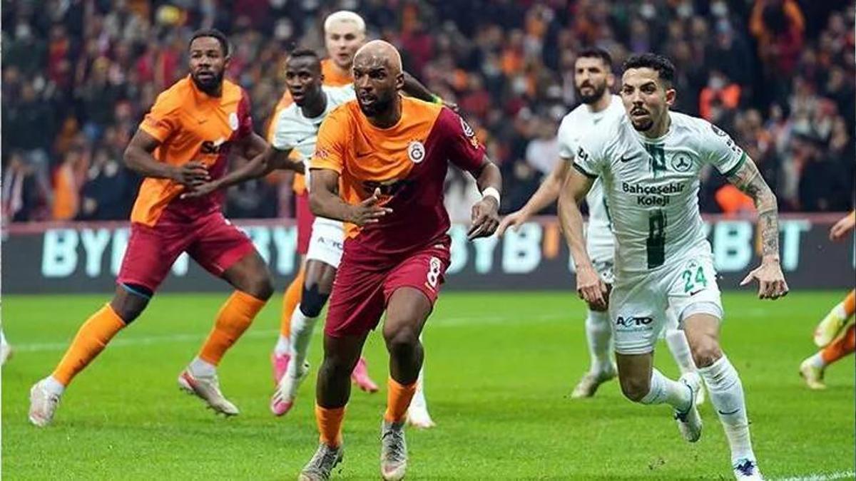 Galatasaray ve Fenerbahçe, PFDK'ya sevk edildi!