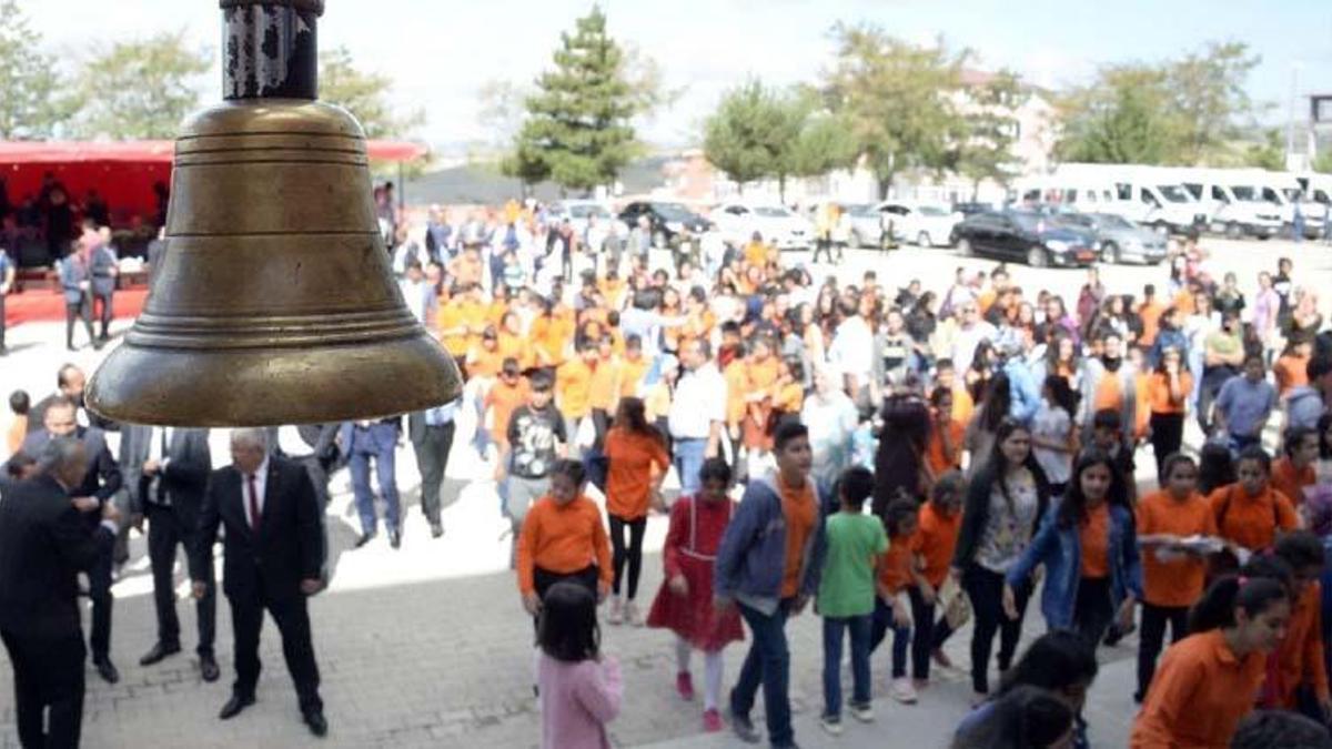 Okullar tatil mi, okullar ne zaman kapanacak? 12 Ocak Çarşamba bugün hangi illerde okullar tatil edildi?